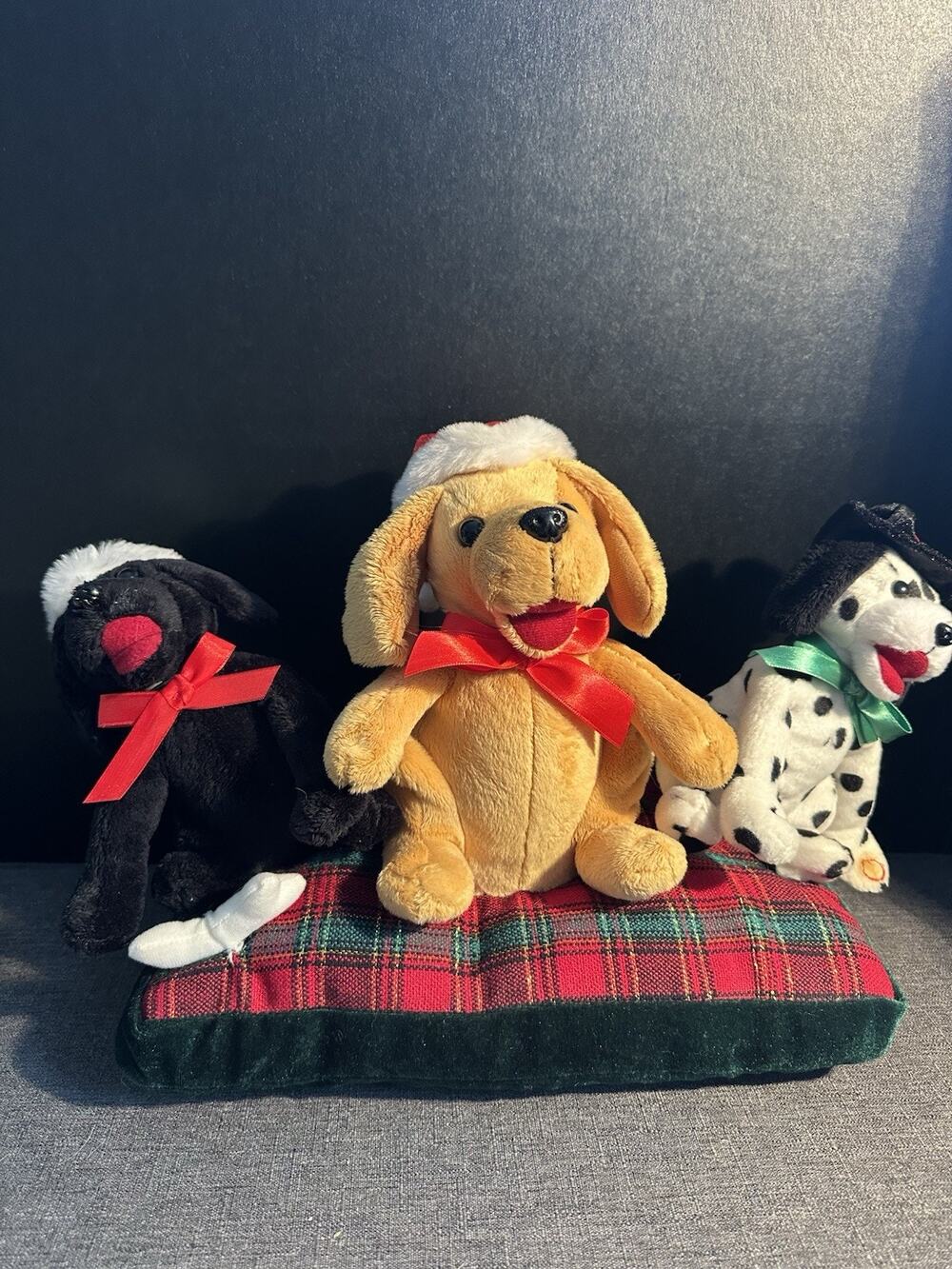 Gemmy Animated Musical Christmas Dogs Plush Trio Singing Moving Holiday Deco